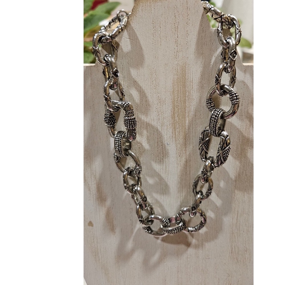 Heavy Silver Tone Chunky Link Statement Necklace Textured Mixed Metal Chain